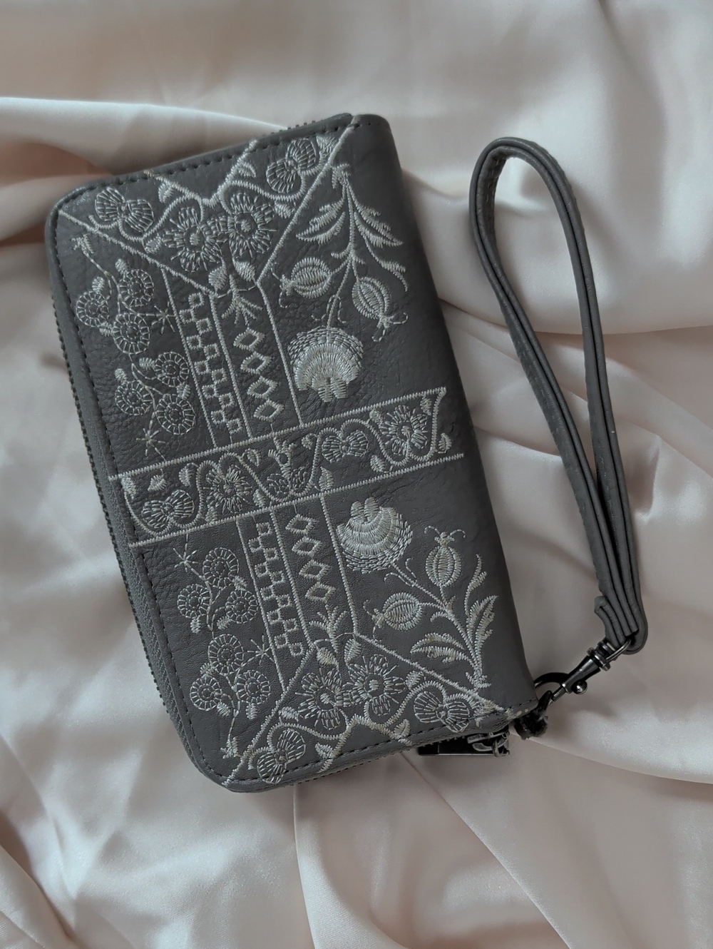 Embroidered Gray Wristlet Clutch
